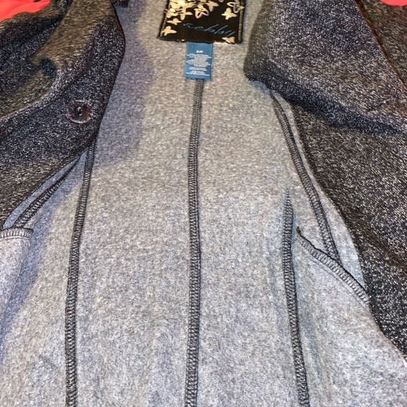 Jacket - Picture 3 of 4